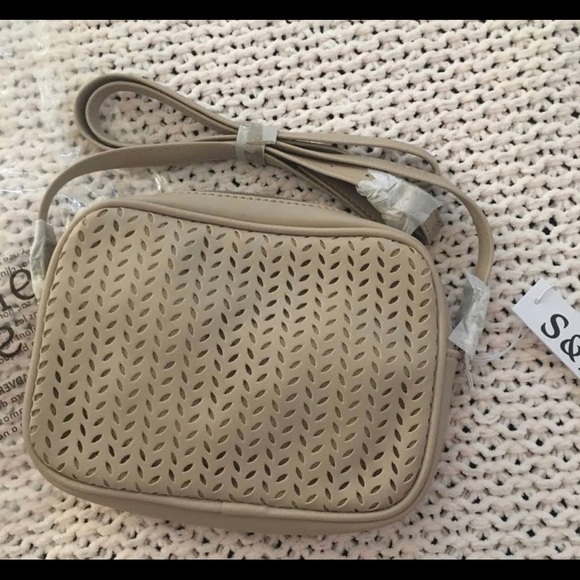 Summer & Rose Crossbody Purse - Picture 2 of 2